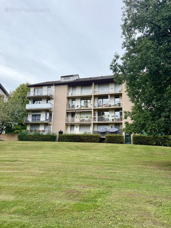 Appartement à DIVONNE-LES-BAINS