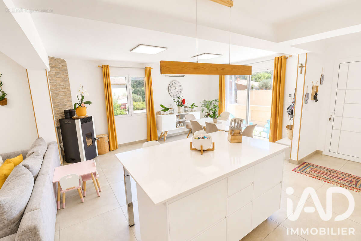 Maison 85 m² à Port-De-Bouc  - photo 9