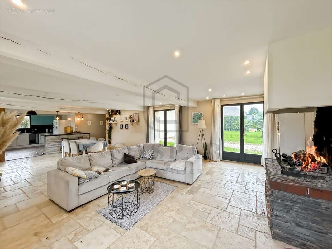 Maison à LE FIDELAIRE