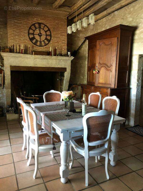 Maison à PINEUILH