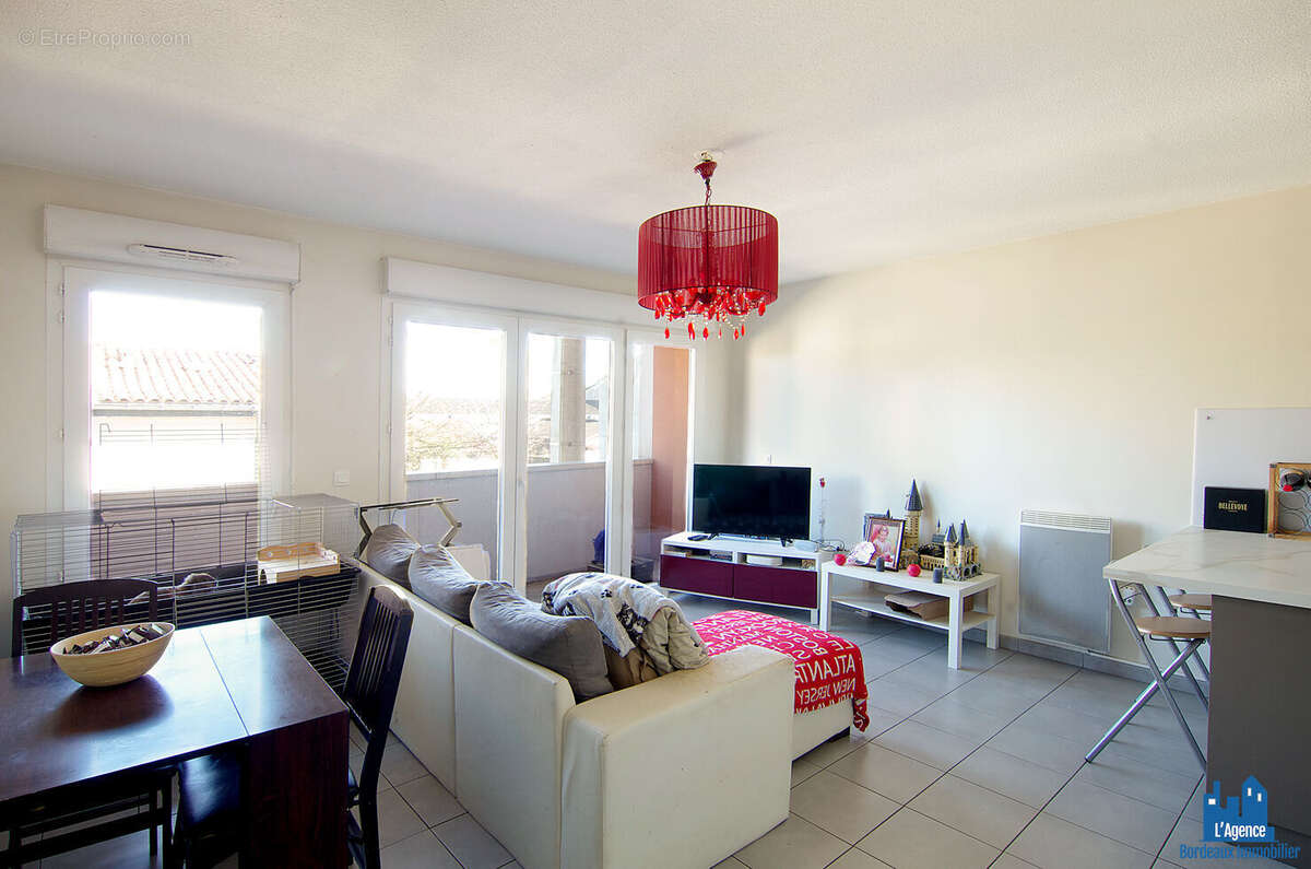 Appartement à BEGLES