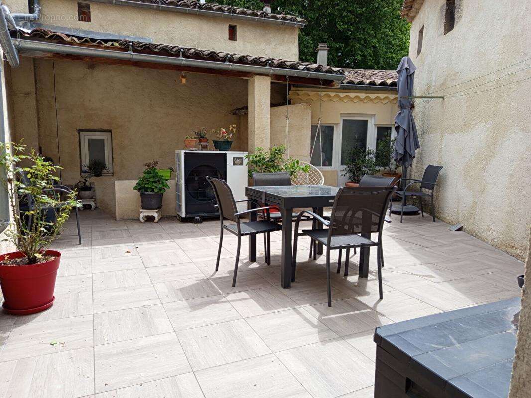 Maison à SAINT-MARCEL-D'ARDECHE