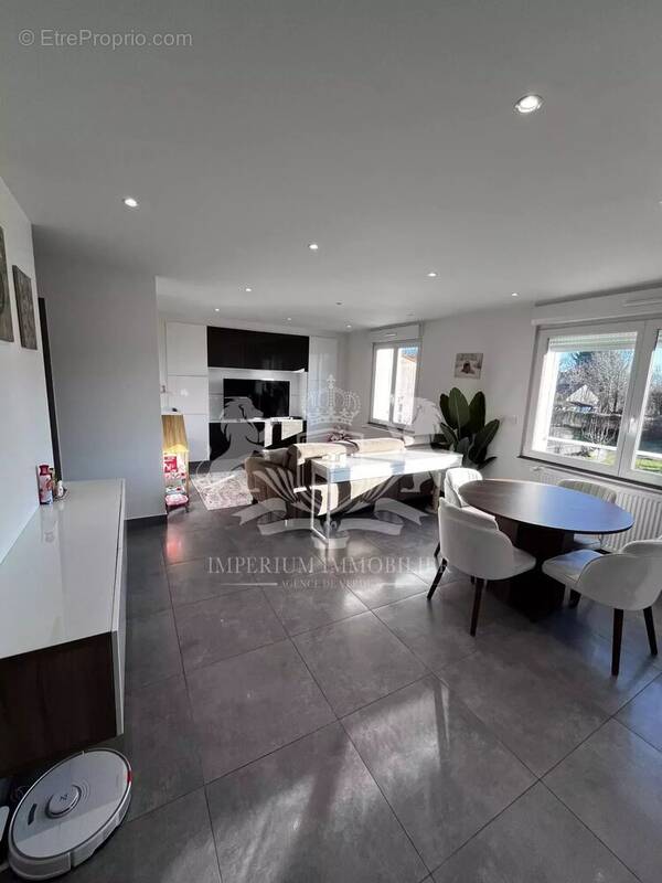 Appartement à FLORANGE