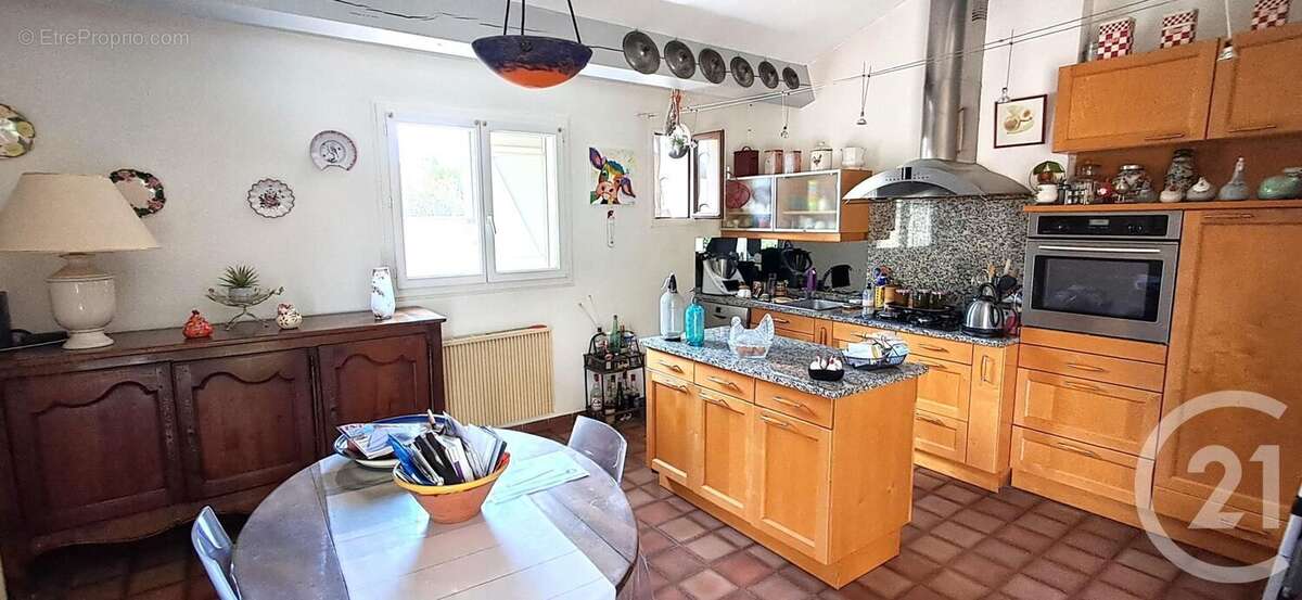 Maison à LATOUR-BAS-ELNE