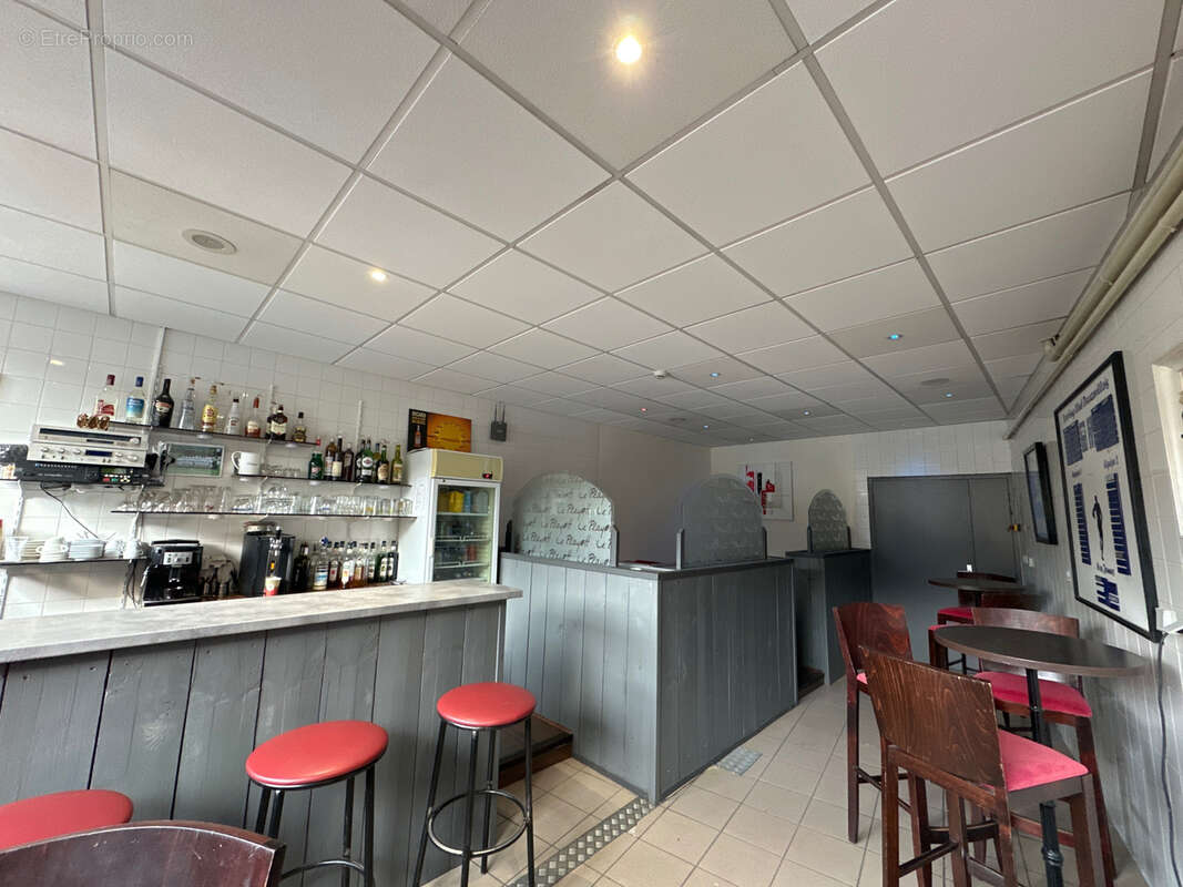 Commerce à DECAZEVILLE