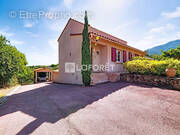 Maison à MONTESQUIEU-DES-ALBERES