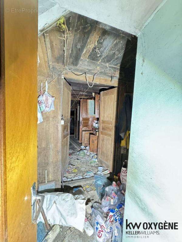 Maison à RIEUTORT-DE-RANDON