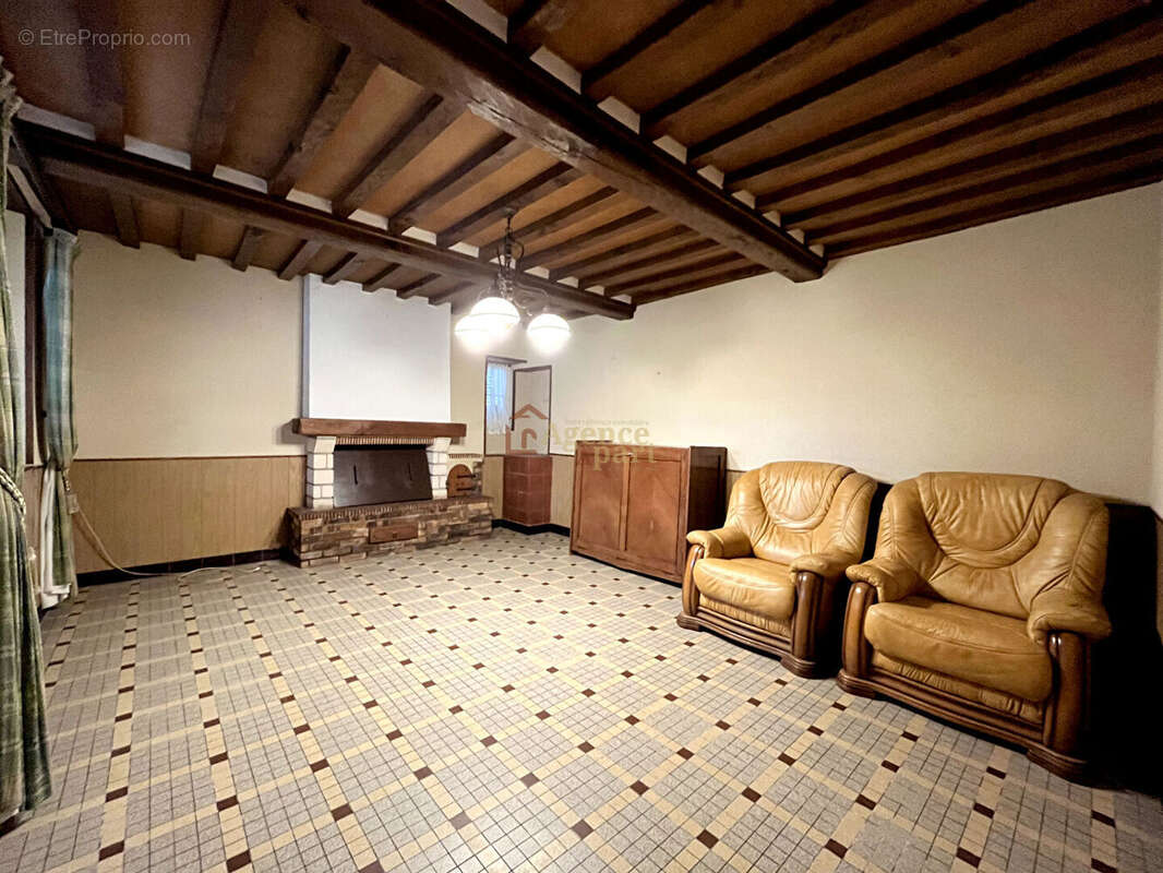 Maison à SAINT-SYLVAIN