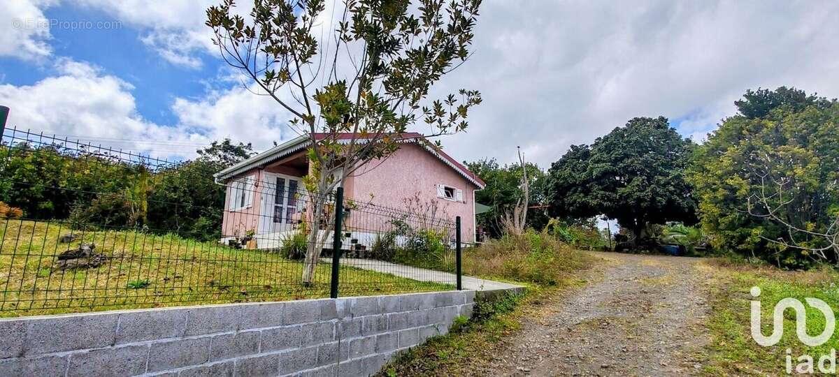 Photo 2 - Maison à LE TAMPON