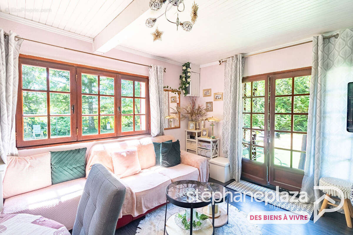 Maison Val d'Épy 3 pièces 60 m² - 3159 m² de terrain - photo 3