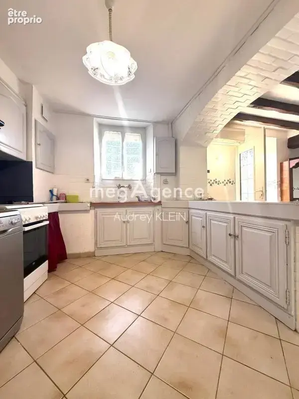 Maison de charme avec jardin et garage — équipée de la climatisation - photo 4