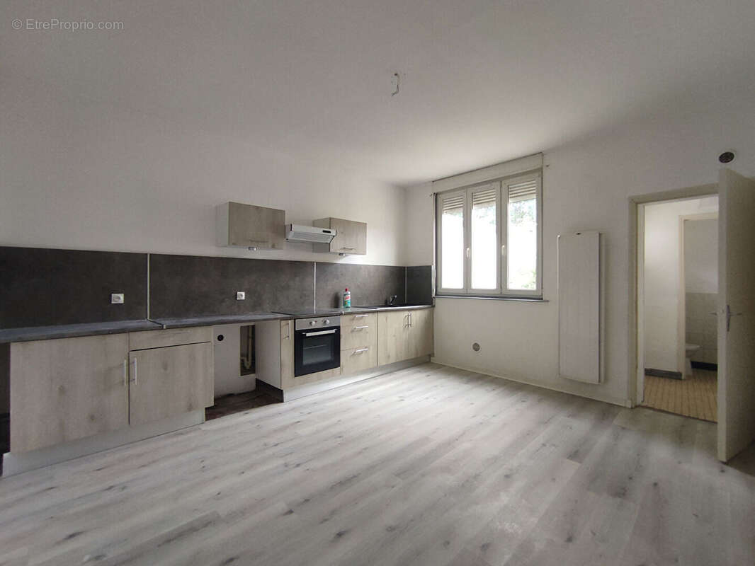 Appartement à BOHAIN-EN-VERMANDOIS