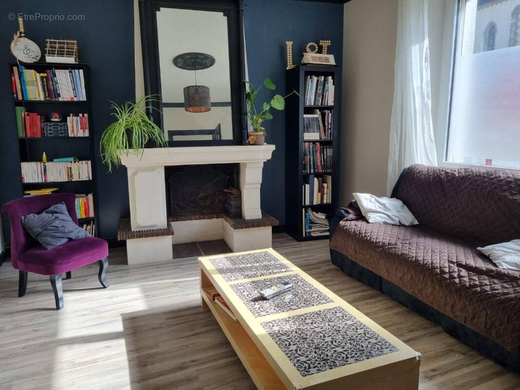 Maison à SAINT-MALO-DU-BOIS