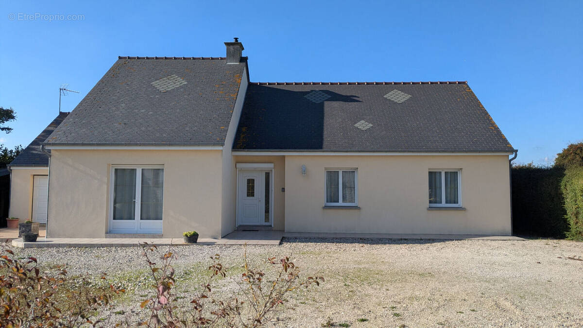 Maison à EROUDEVILLE