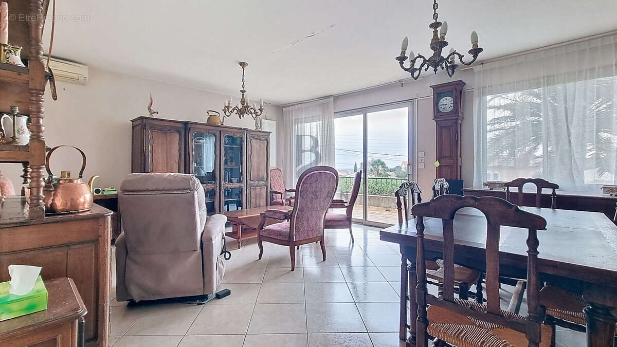Maison à FREJUS