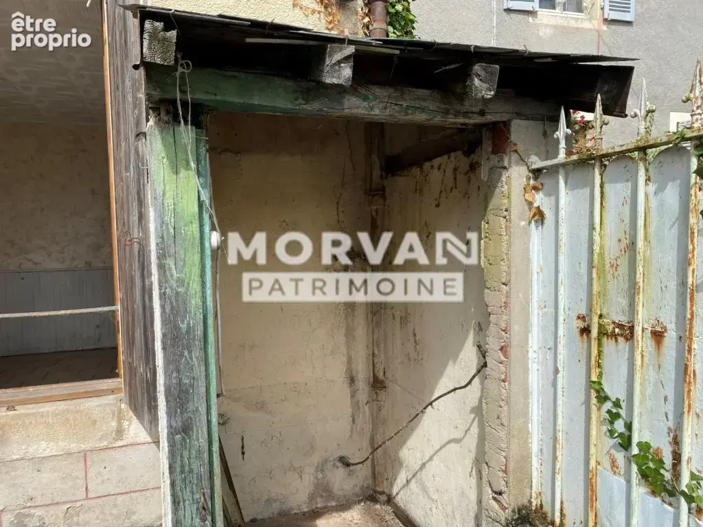 Maison de village coeur nivernais - 4 pieces - 90 m2 - cour - 30 000 € - photo 10