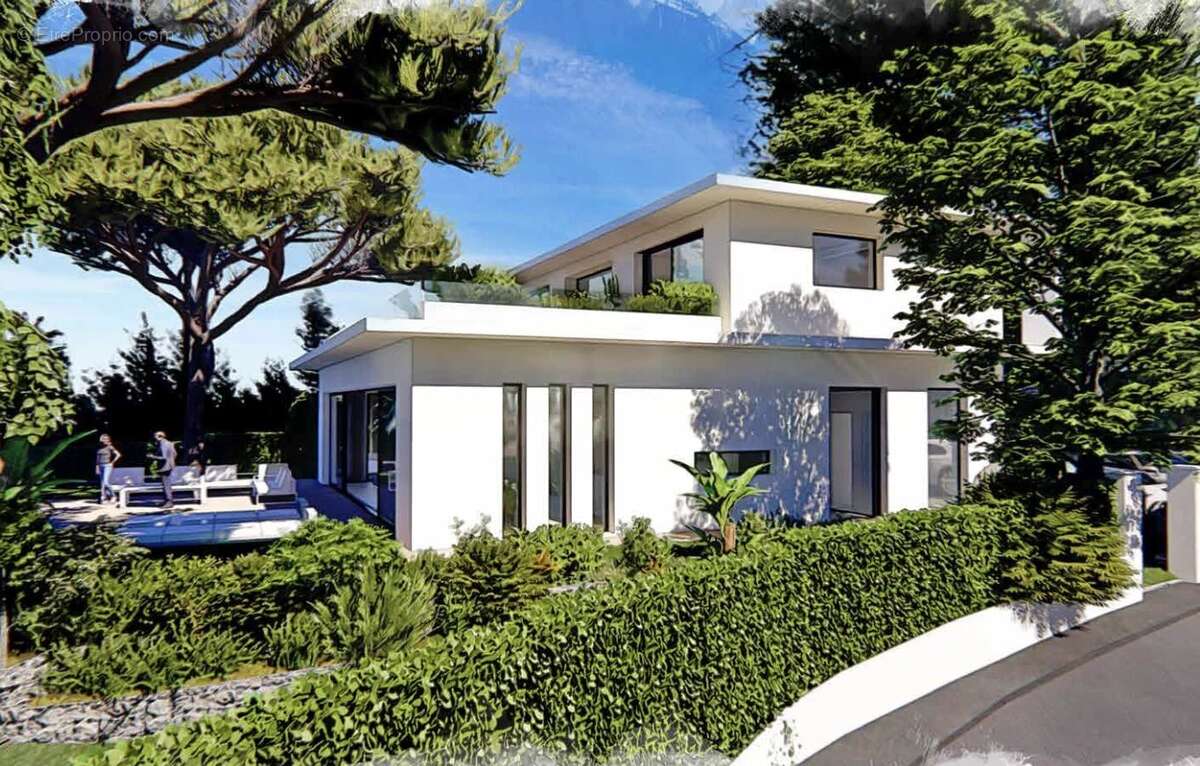 Maison à ROQUEBRUNE-CAP-MARTIN
