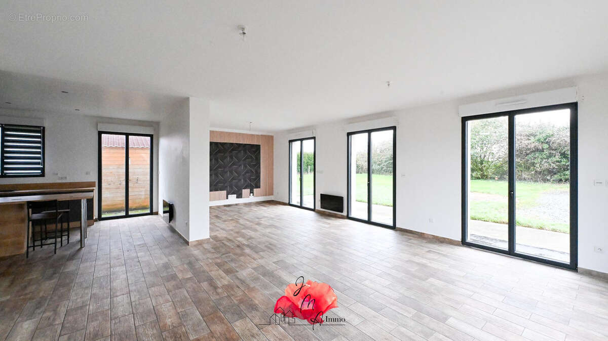 Maison à SAINT-ROMAIN-DE-COLBOSC