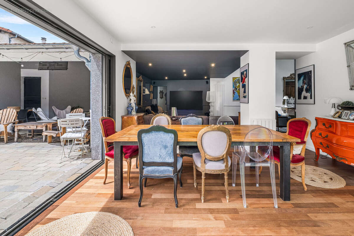 Photo 2 - Maison à COMMUNAY