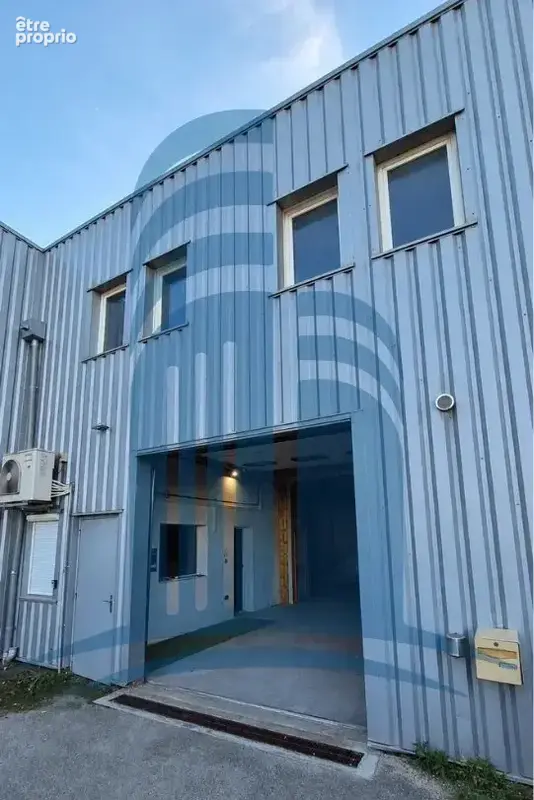 À vendre – local avec bureaux et entrepôt à quetigny (21) - photo 1