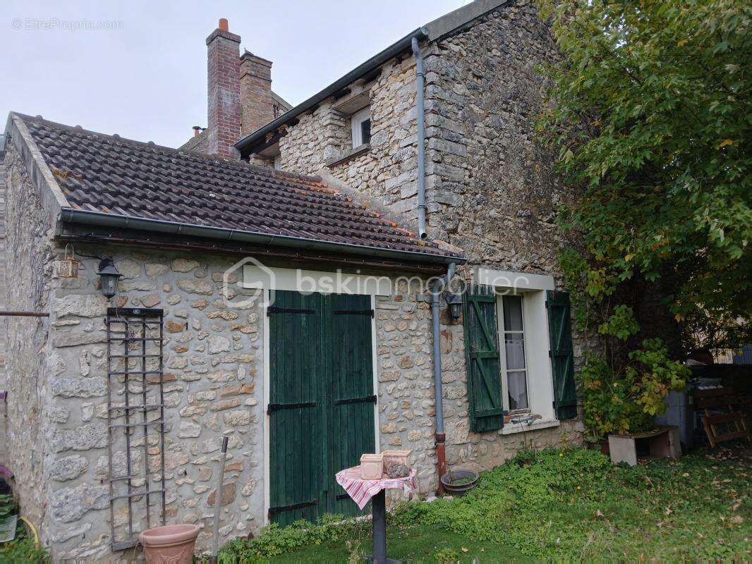 Maison à VOISENON