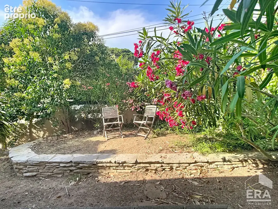 Rare à la vente : Maison individuelle avec piscine chauffée et garage aux portes des Calanques à Marseille - Quartier La Seigner - photo 20