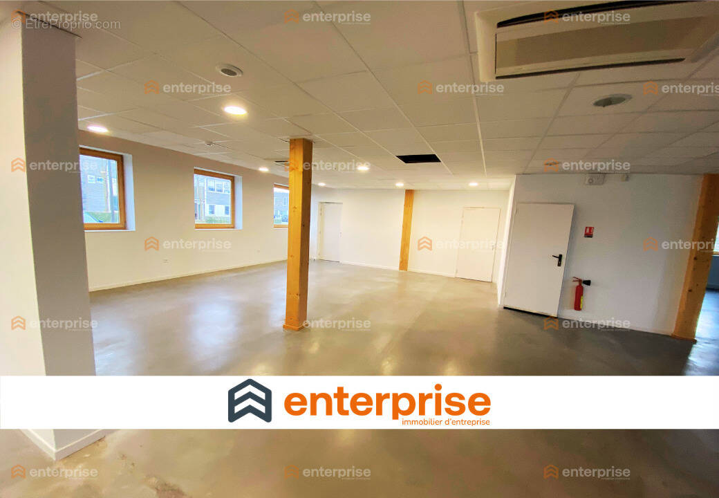 Commerce à SAINGHIN-EN-MELANTOIS