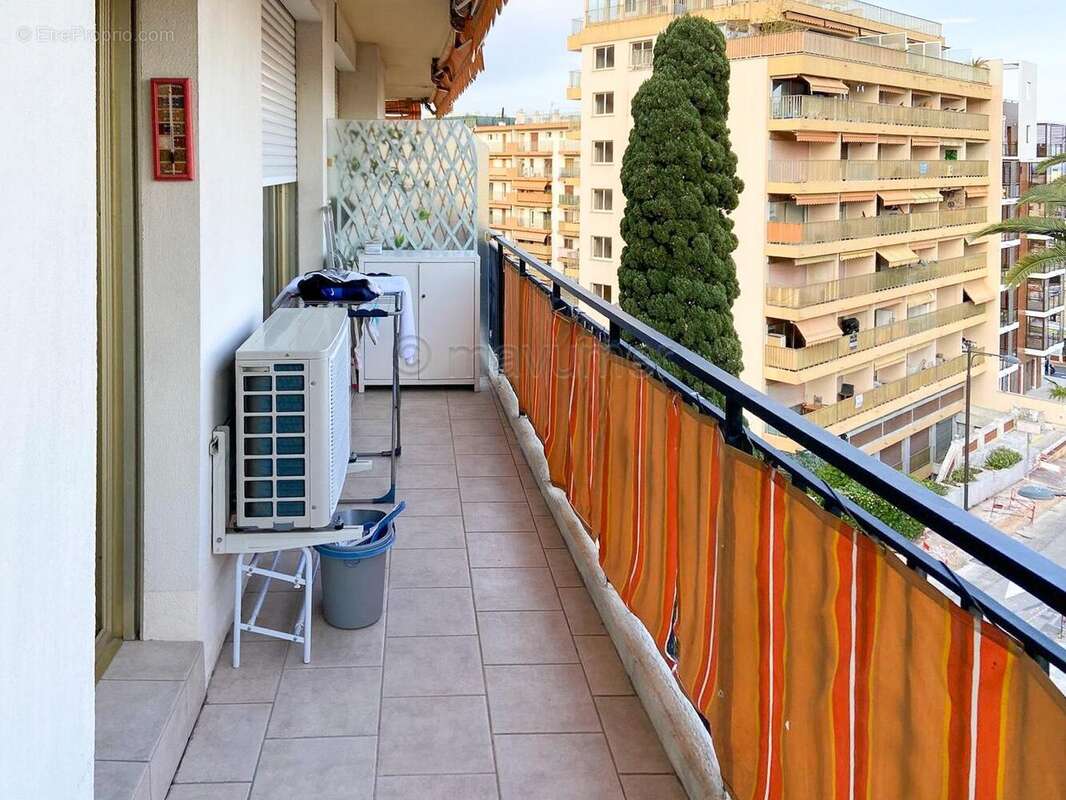 T2 avec terrasse vue mer + garage 06190 Roquebrune-Cap-Martin n°5 - Appartement à ROQUEBRUNE-CAP-MARTIN