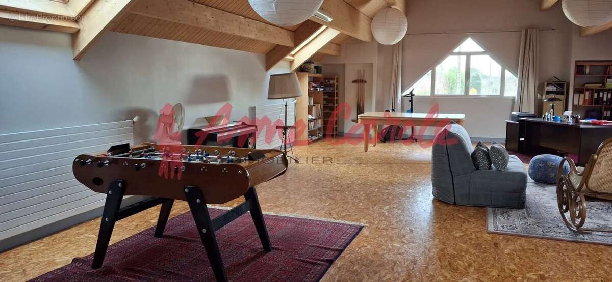 Maison à MONTMORILLON