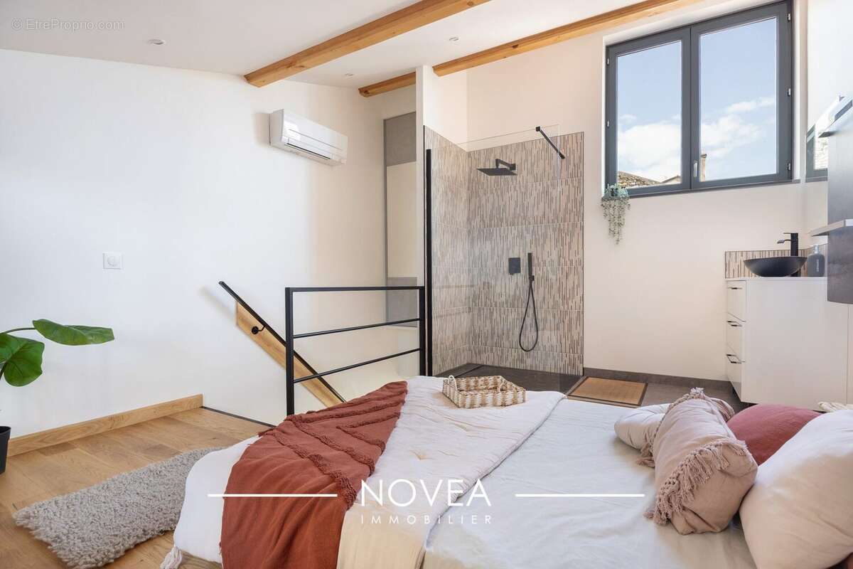 Appartement à LYON-5E