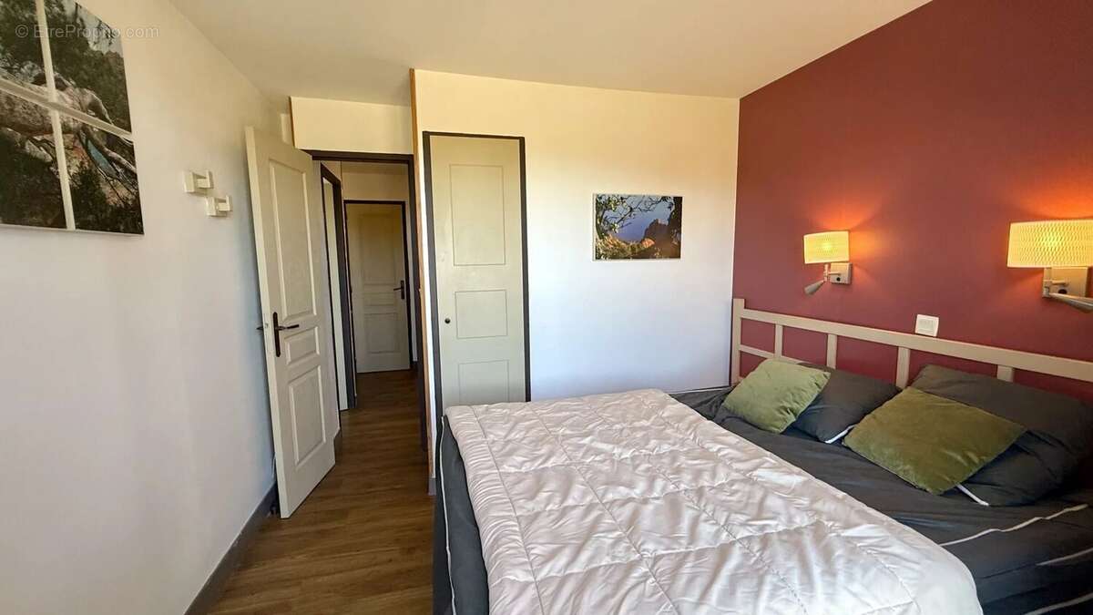 Agay cap esterel village t3 type large jardin sud est vue mer - photo 10