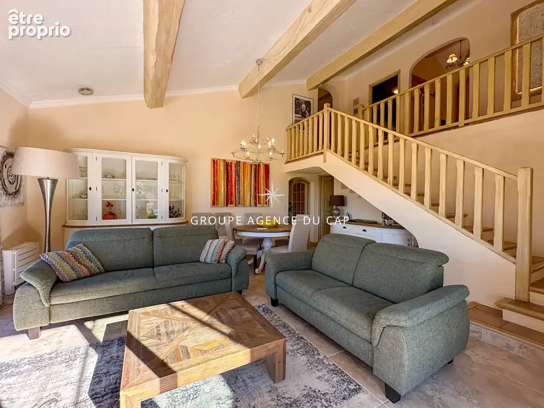 A vendre villa vue mer golfe de st-tropez 5 chambres annexe piscine parkings  aux issambres - photo 10