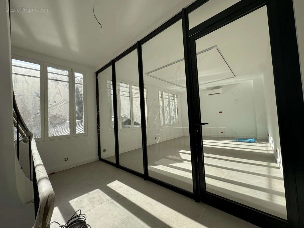 Appartement à PARIS-3E
