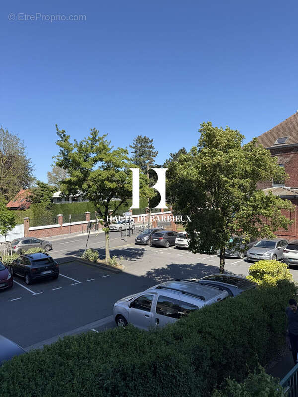 Parking - Appartement à LAMBERSART