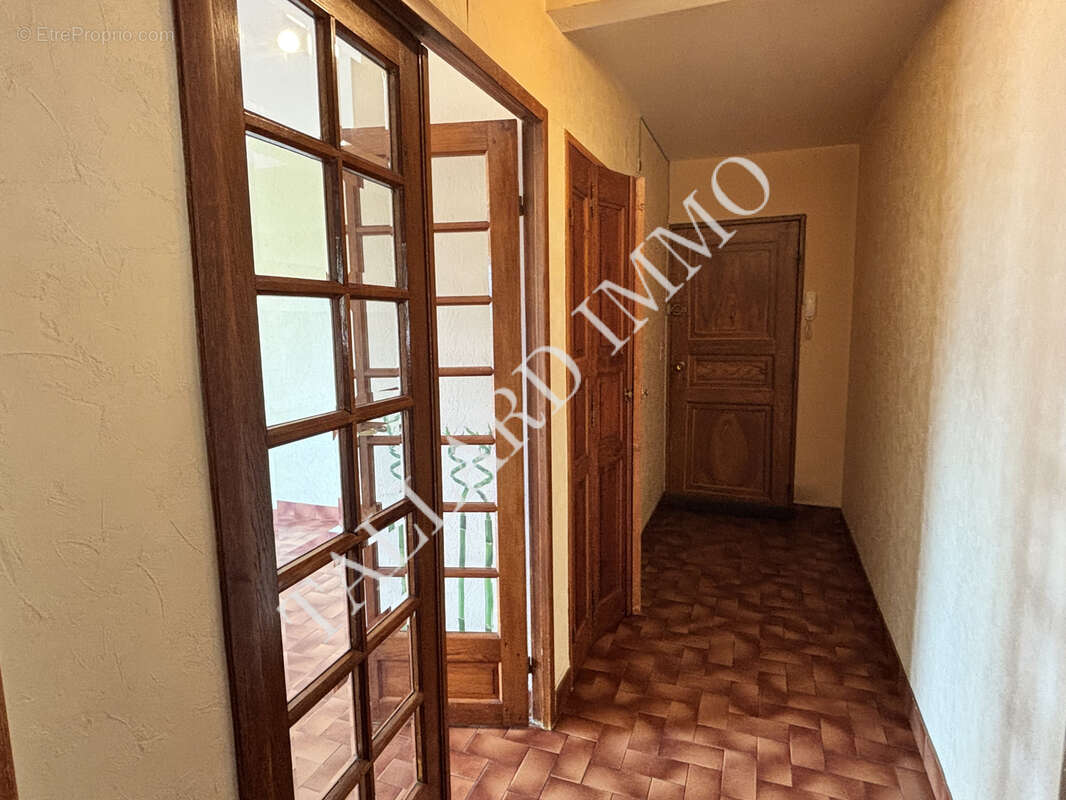 Gap Sud appartement type 3 + terrasse et cave - photo 17