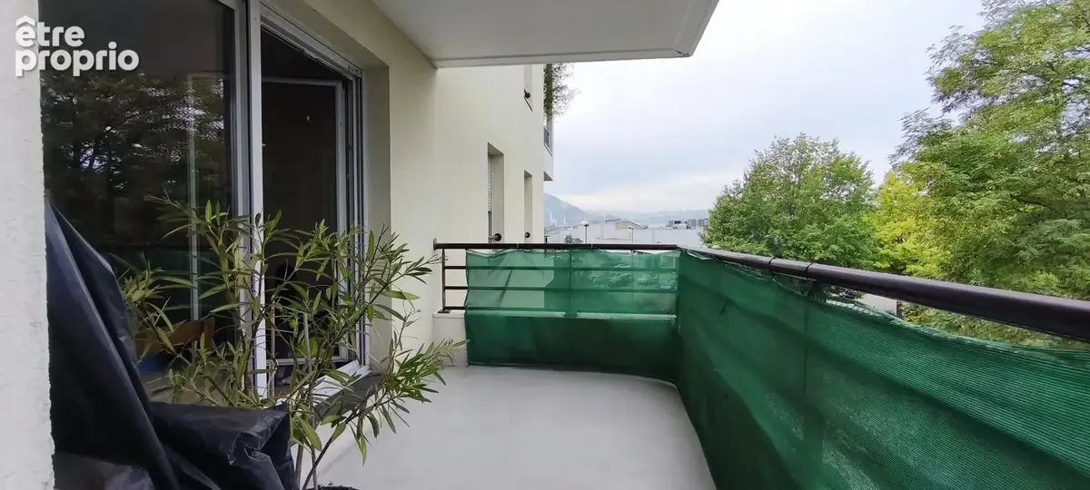 Appartement T3 Proche Vieille Ville et Lac - photo 1