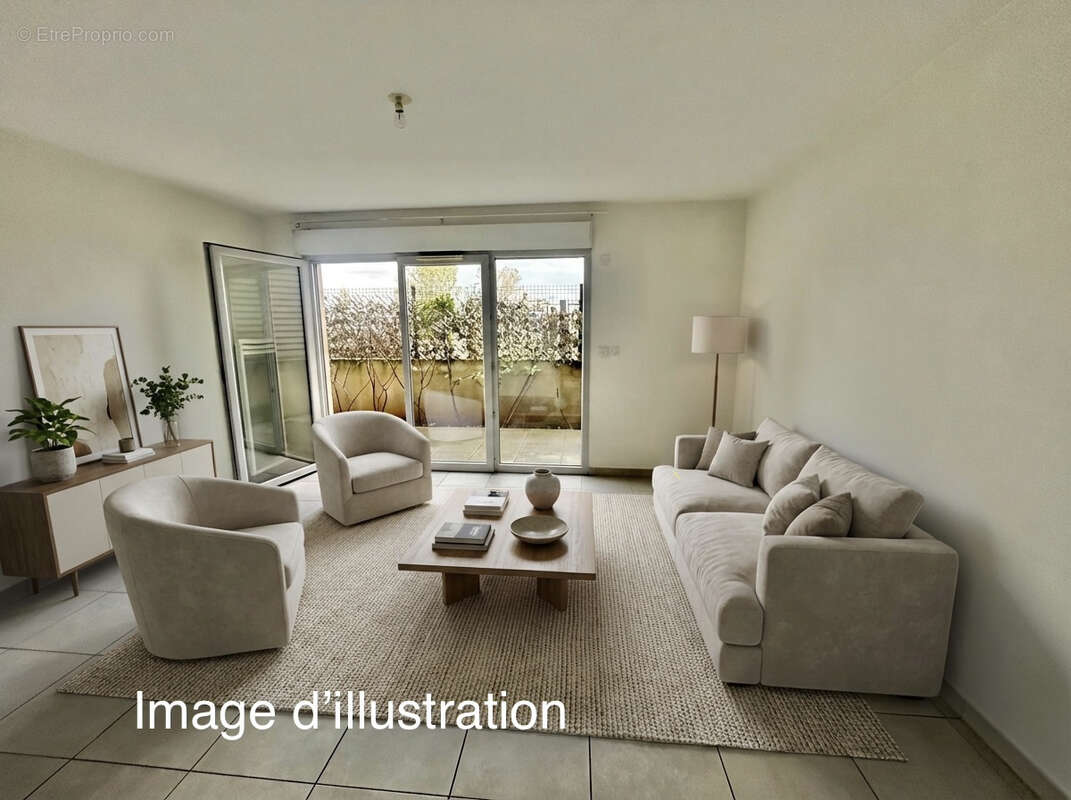 Appartement à FREJUS