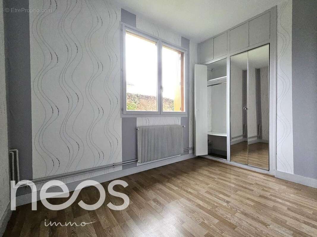 Maison à SAINT-DOULCHARD