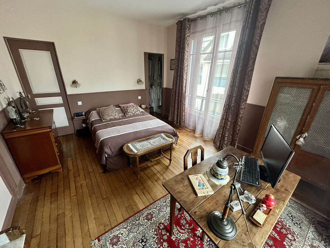 Maison à CLAYE-SOUILLY