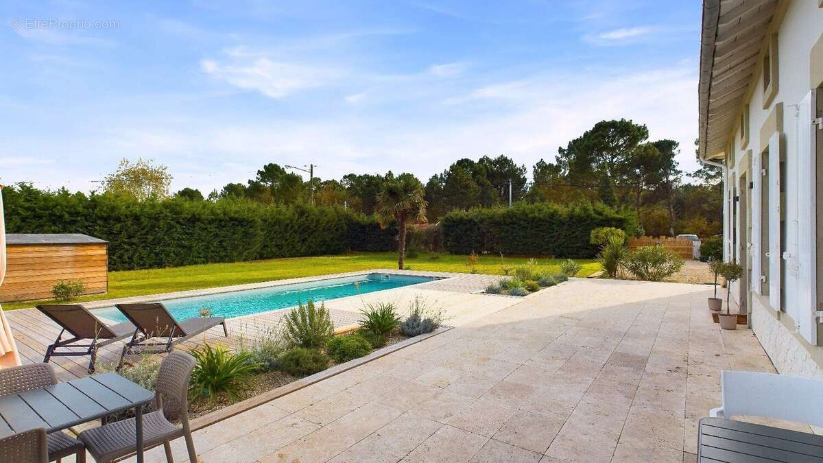 Maison de maître restaurée avec goût entre plages landais et lac de Biscarrosse - photo 3