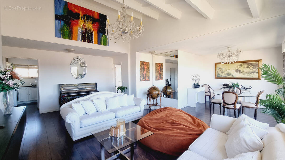 Appartement à SAINT-RAPHAEL
