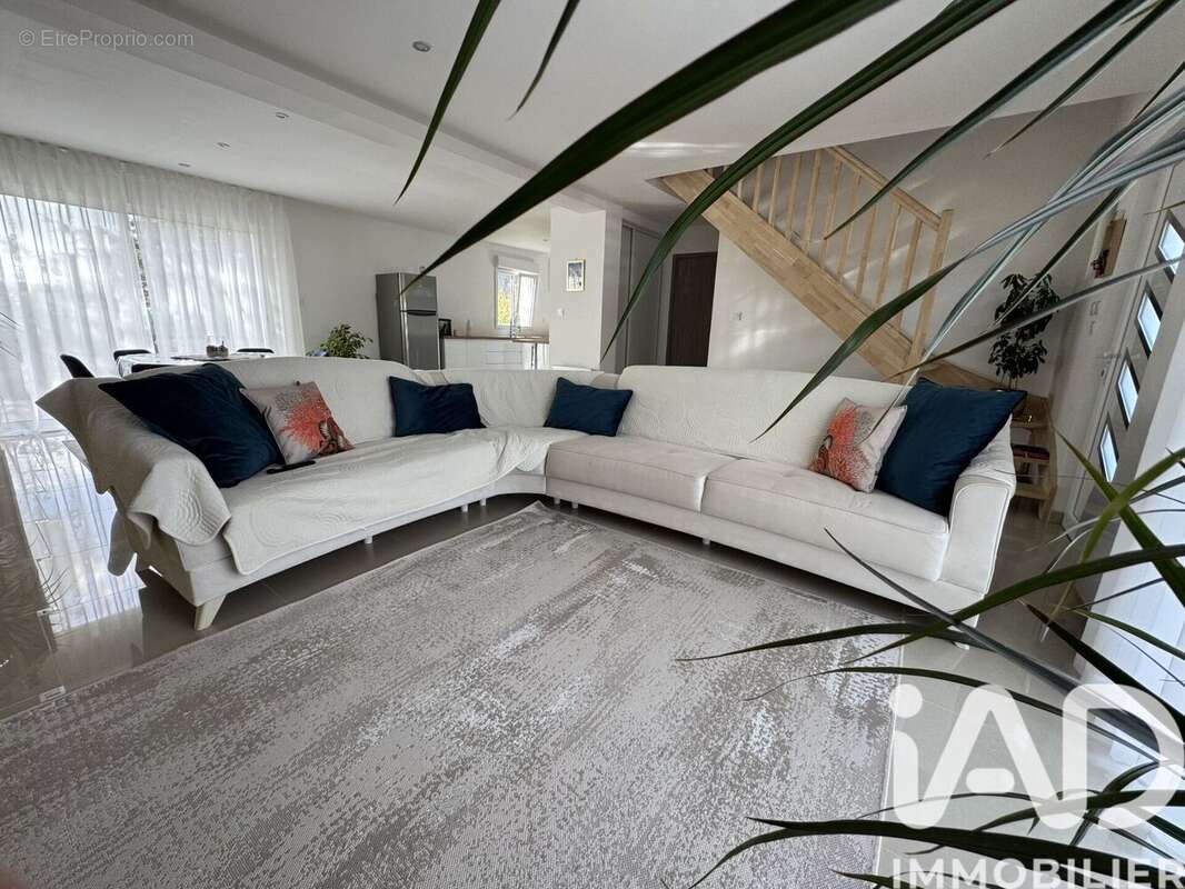 Photo 2 - Maison à CHINON