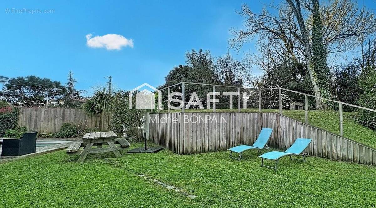 Photo 1 - Maison à BLANQUEFORT