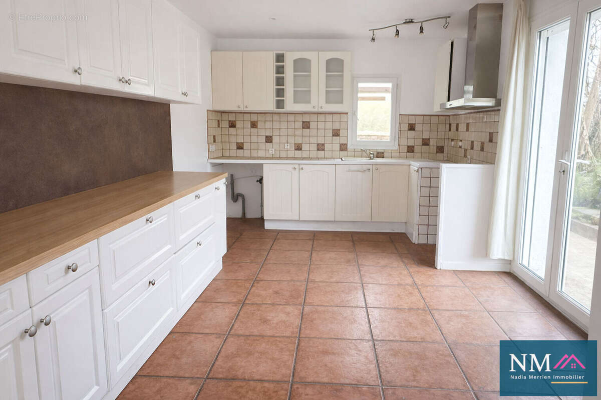 Maison Bidache 4 pièce(s) 151.73 m2 - photo 6