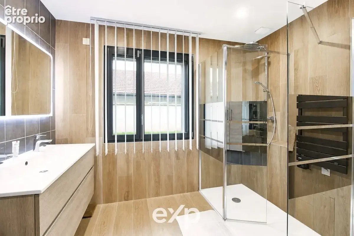 Maison 8 pièces 205 m² à vendre à Pontcharra (38530) - photo 7