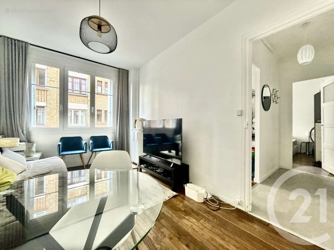 Appartement à CLICHY