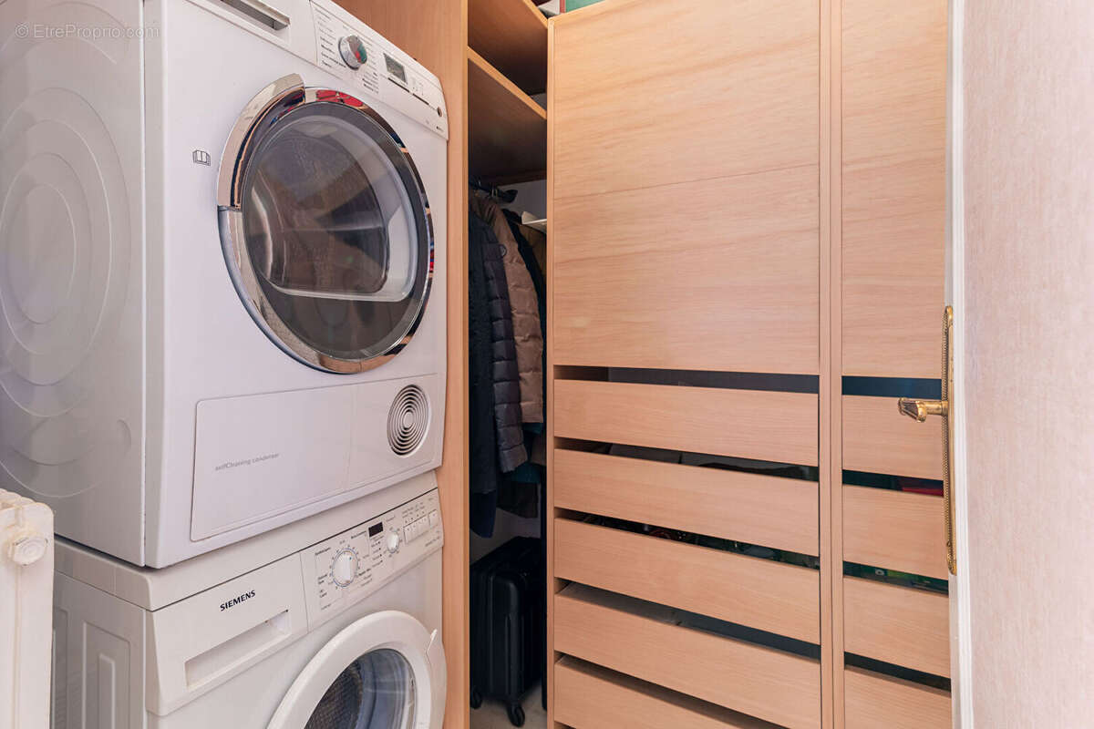 Appartement à PARIS-12E