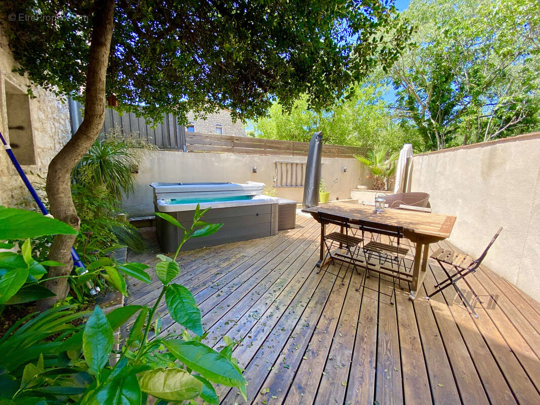 Maison à LES MATELLES