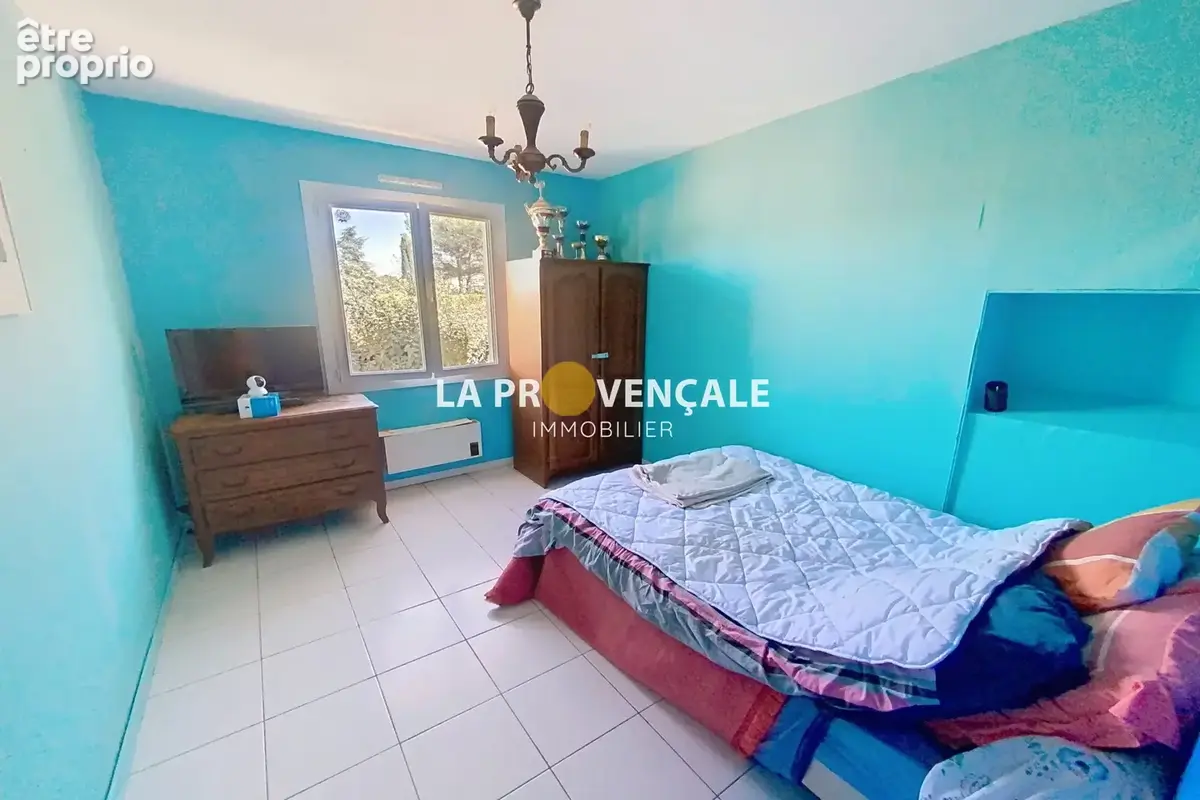 Maison 5 pièces 130 m² à vendre à Greasque (13850) - photo 8
