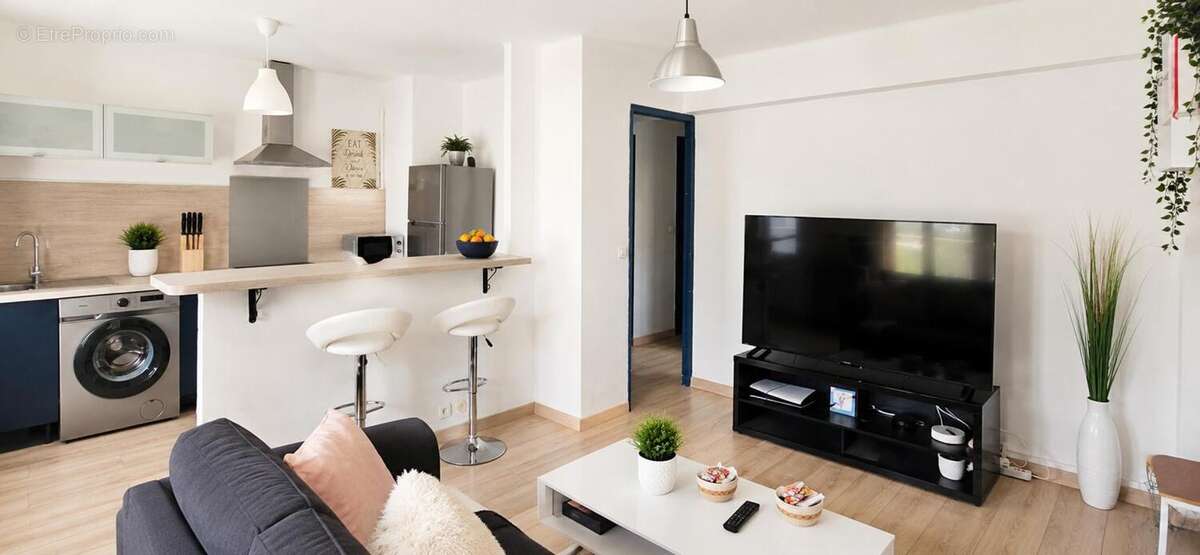 Toulon est - la palasse - t2 renove avec balcon et cave - photo 3